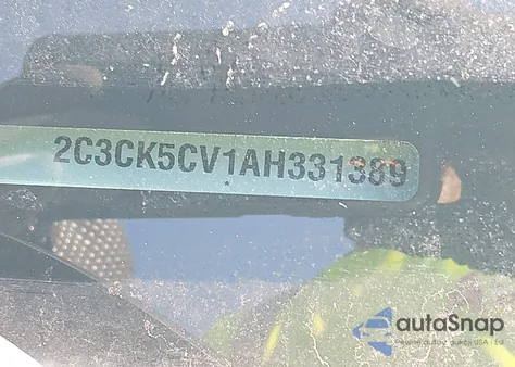 2010 Chrysler 300 Touring/Signature Series from USA, damaged, VIN 2C3CK5CV1AH331389